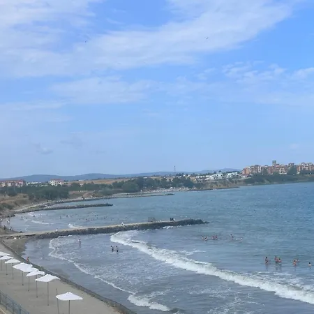 Black Sea Apartamento Aheloy